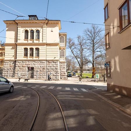 2Ndhomes Cozy Helsinki Center Studio With Park View ภายนอก รูปภาพ